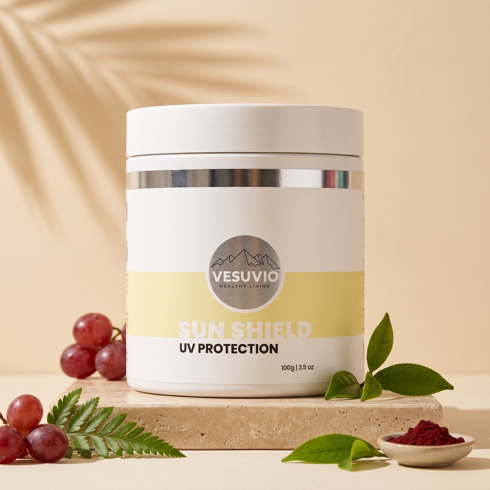 Vesuvio Sun Shield jar with grapes, fern and astaxanthin